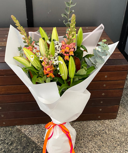 Oriental lilies bouquet